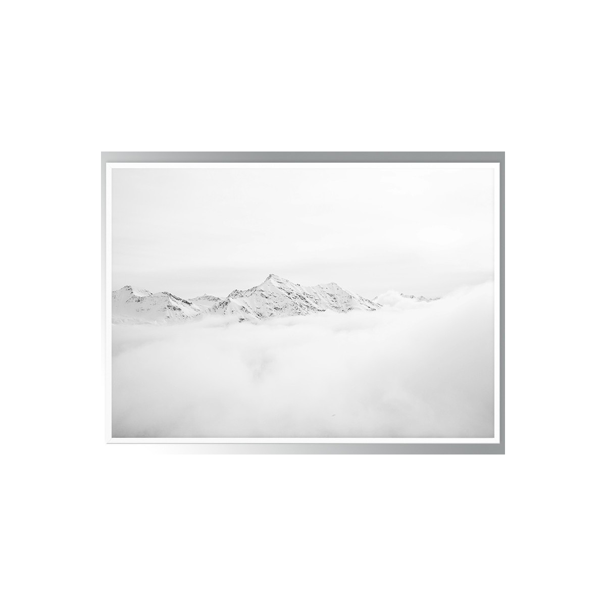 Постер в рамке "Black-white mountains"