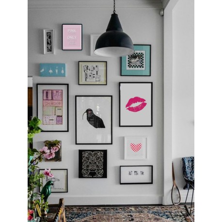 Постер в рамке "Pink"