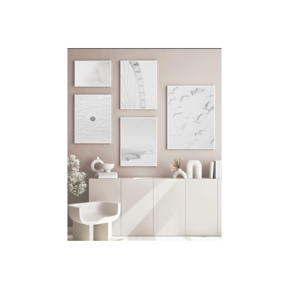 Комплект постеров в рамках "Aesthetic White"