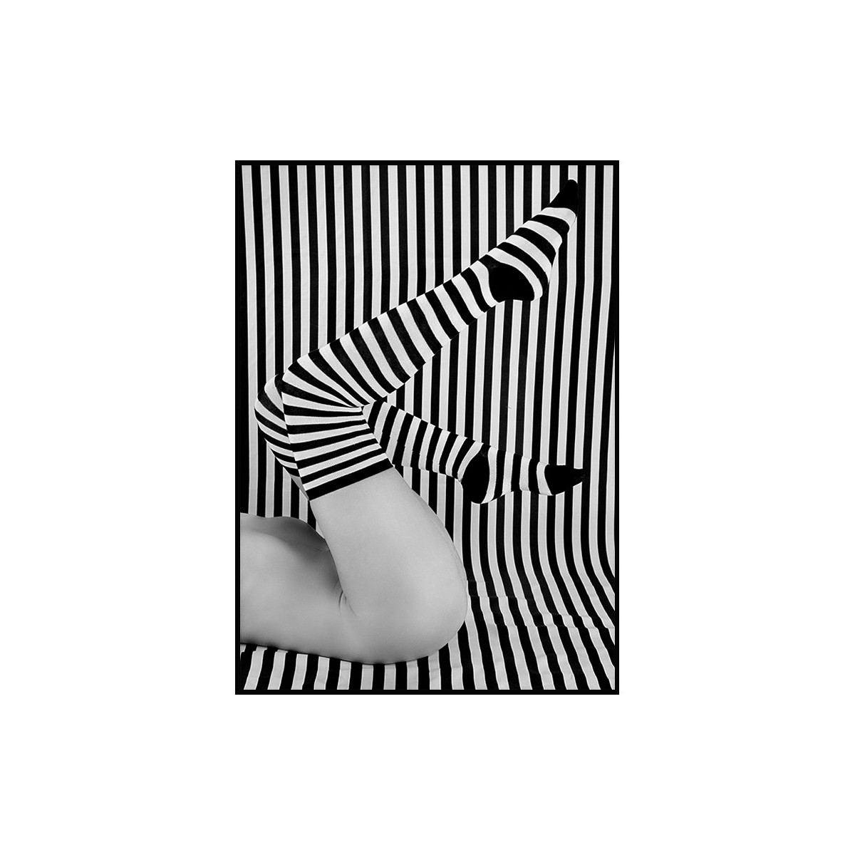 Постер в рамке "Ms stripes"
