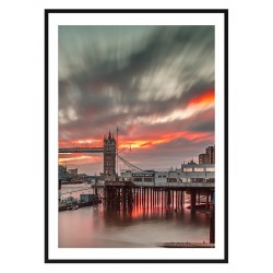 Постер в рамці "Тауерський міст"